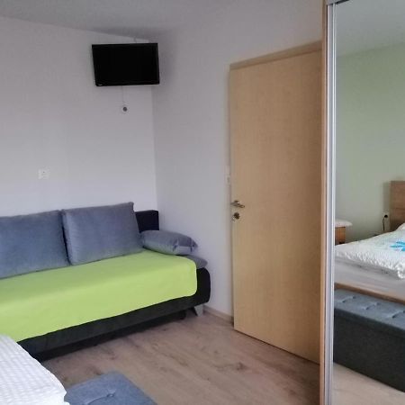 Campingblick-Gaestehaus-Ferienwohnungen Podersdorf am See Εξωτερικό φωτογραφία
